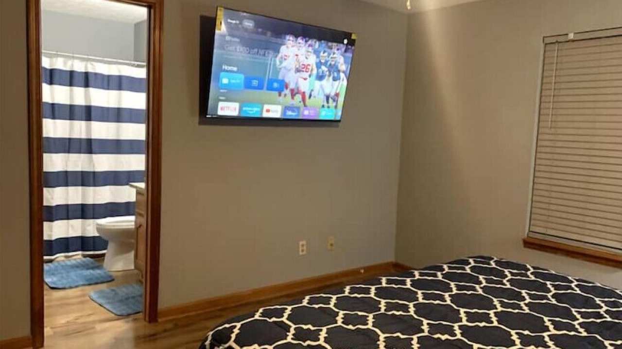 Photo of Bedroom in Mount Berry