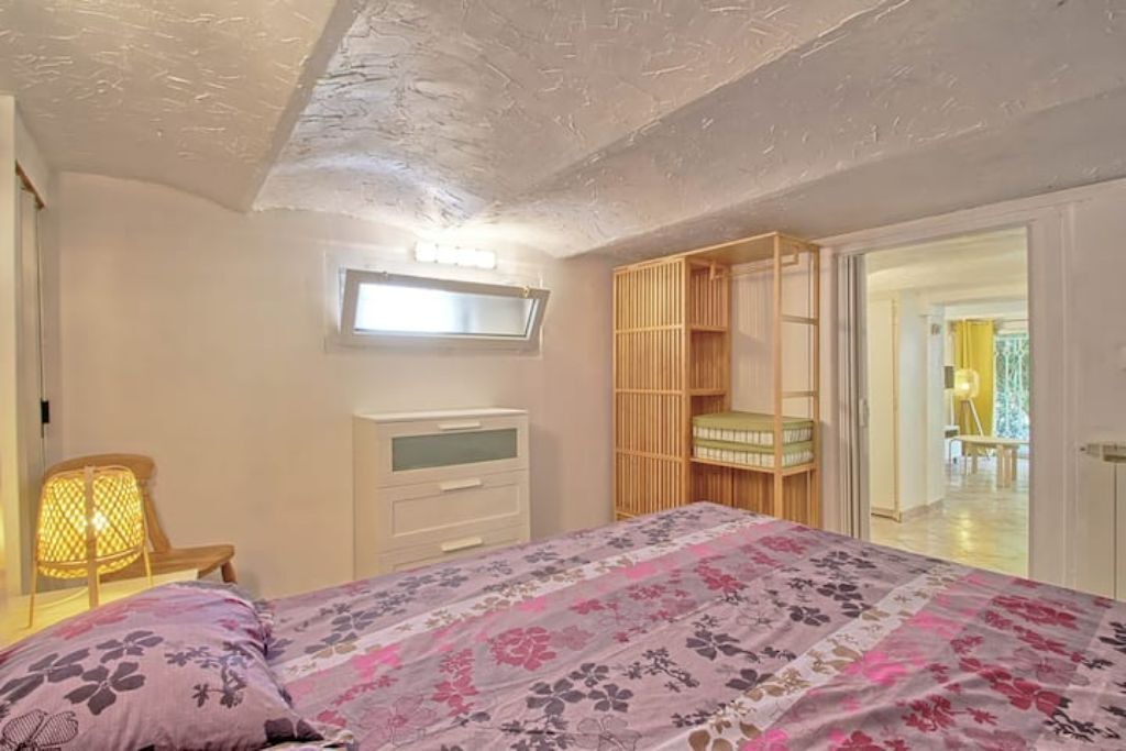 Photo of Bedroom in Le Mourillon