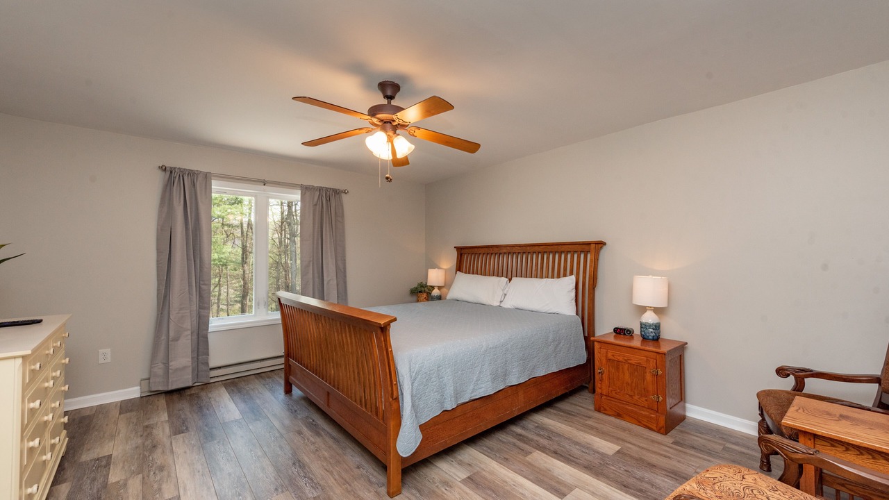 Photo of Bedroom in Sky Valley