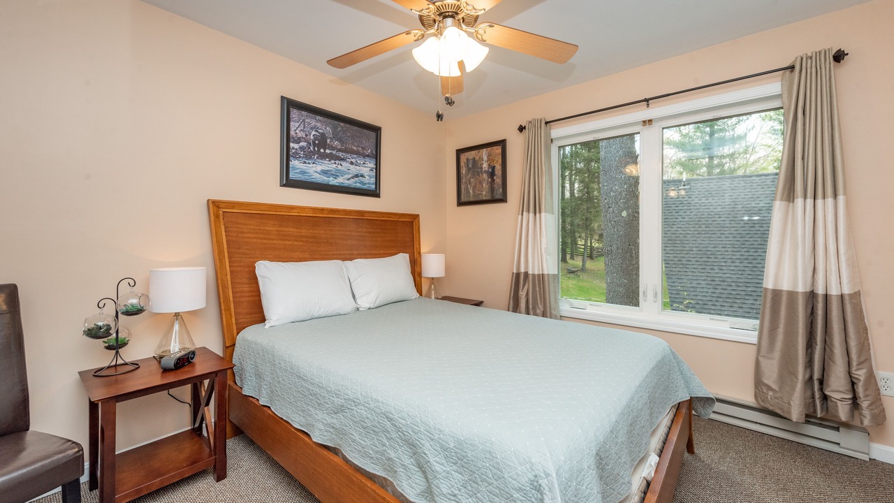 Photo of Bedroom in Sky Valley