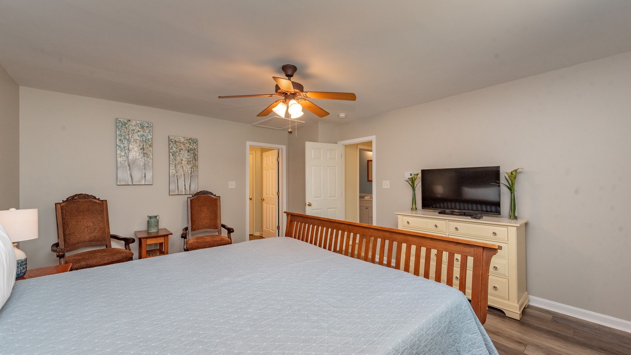 Photo of Bedroom in Sky Valley