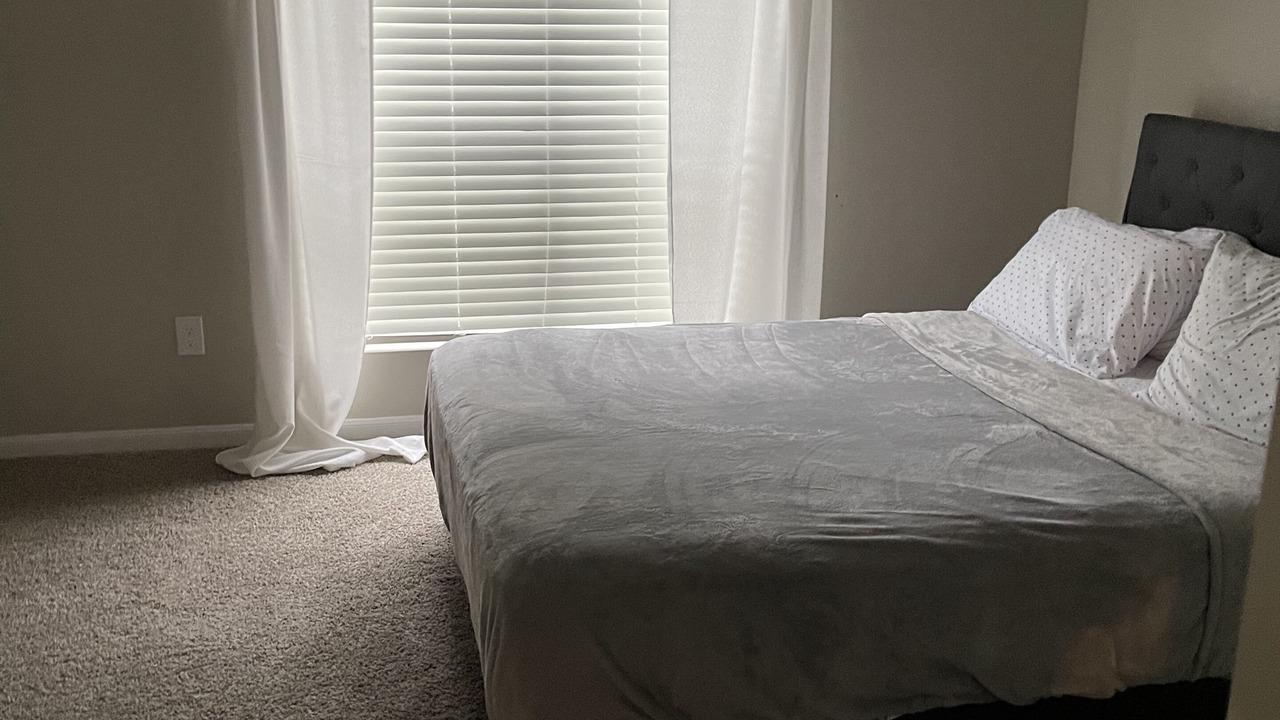Photo of Bedroom in FM 1960