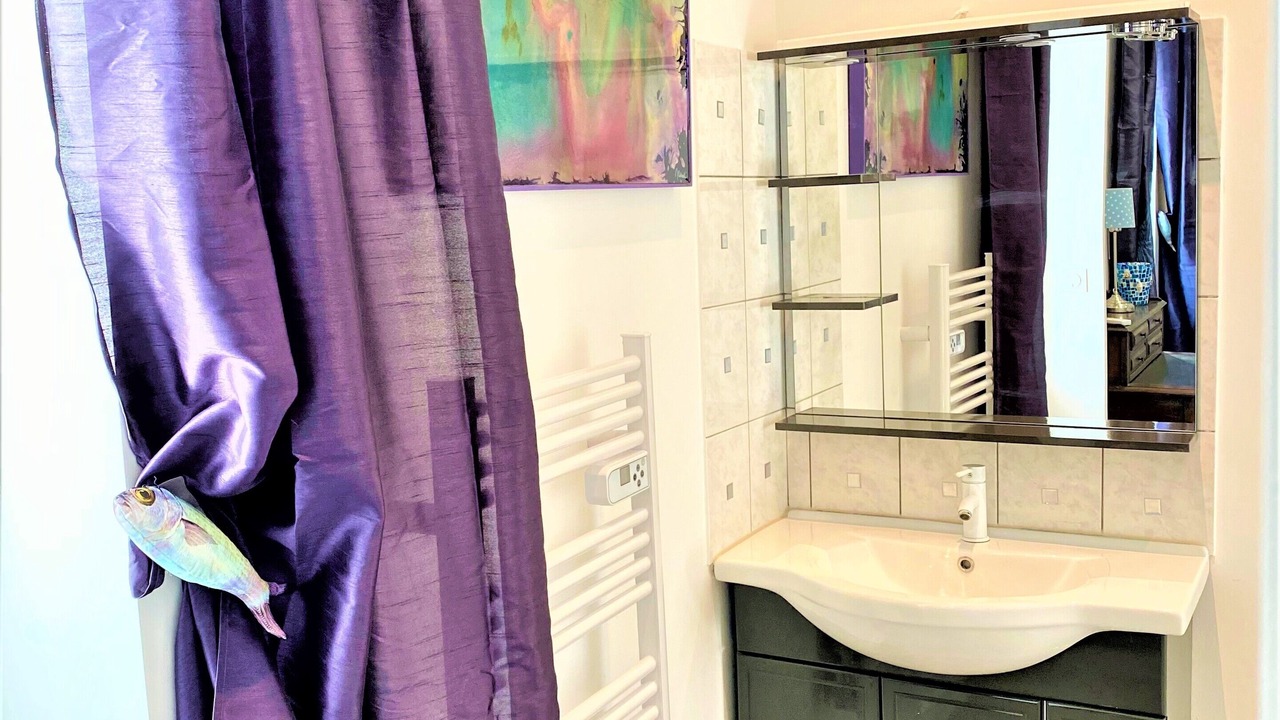 Photo of Bathroom in 16th Arrondissement