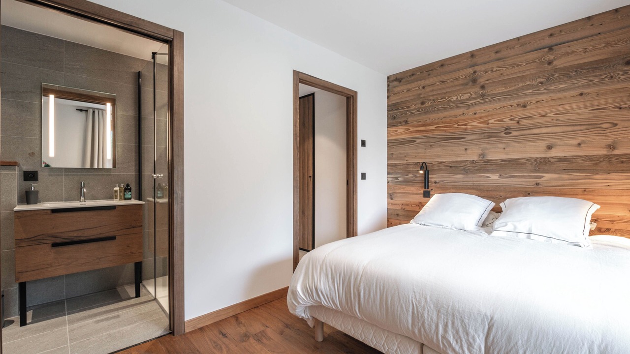 Photo of Bedroom in Les Tines