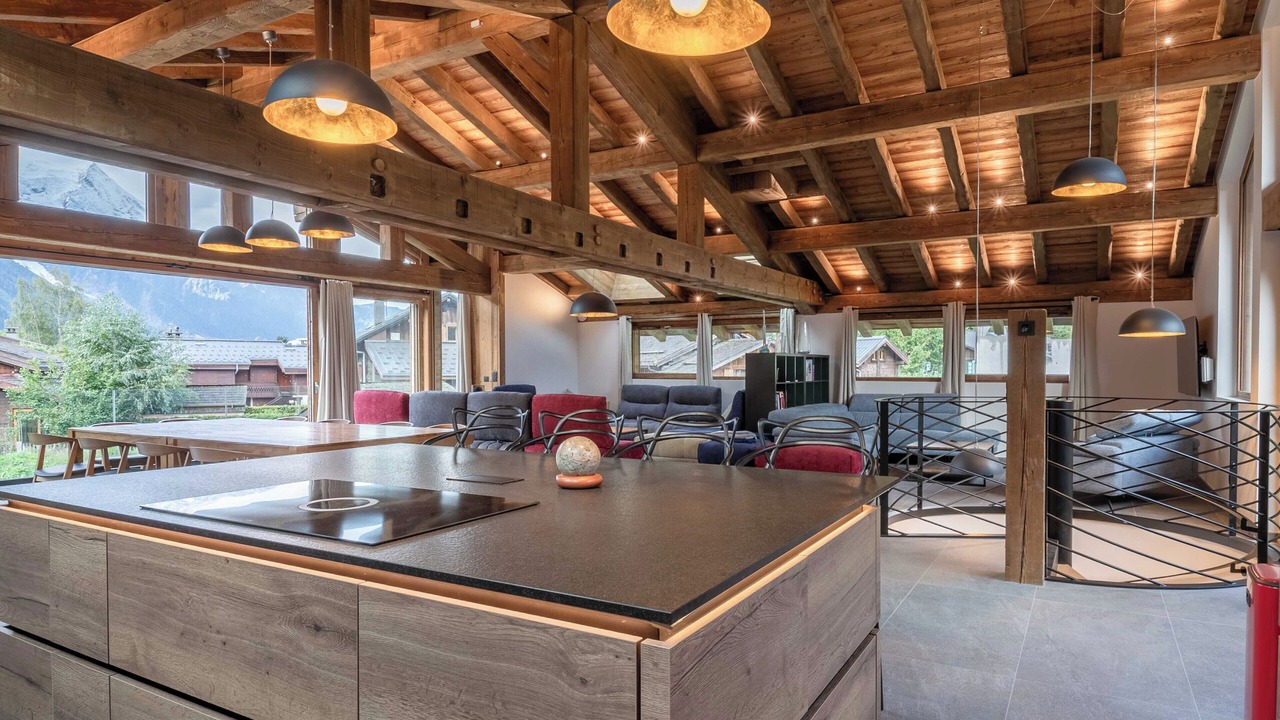 Photo of Others in Les Tines