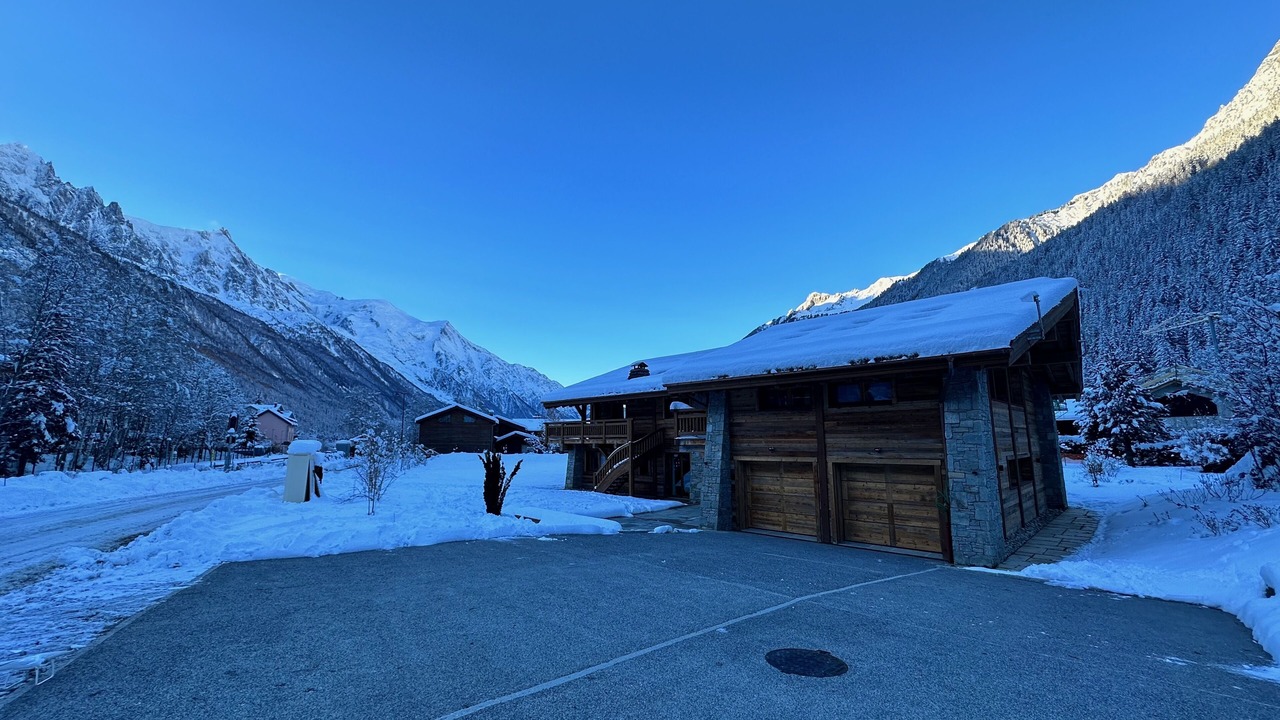 Photo of Outdoor in Les Tines