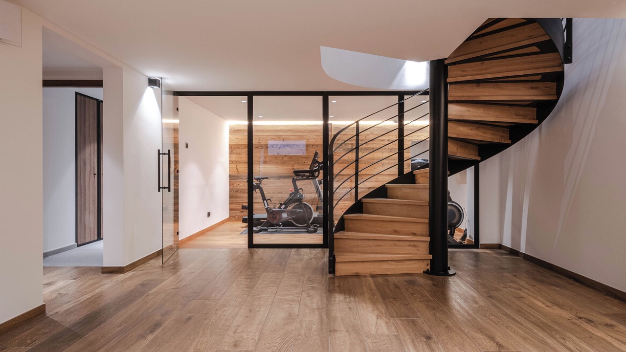 Photo of Others in Les Tines