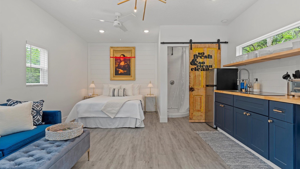 Photo of Bathroom in Linn Valley