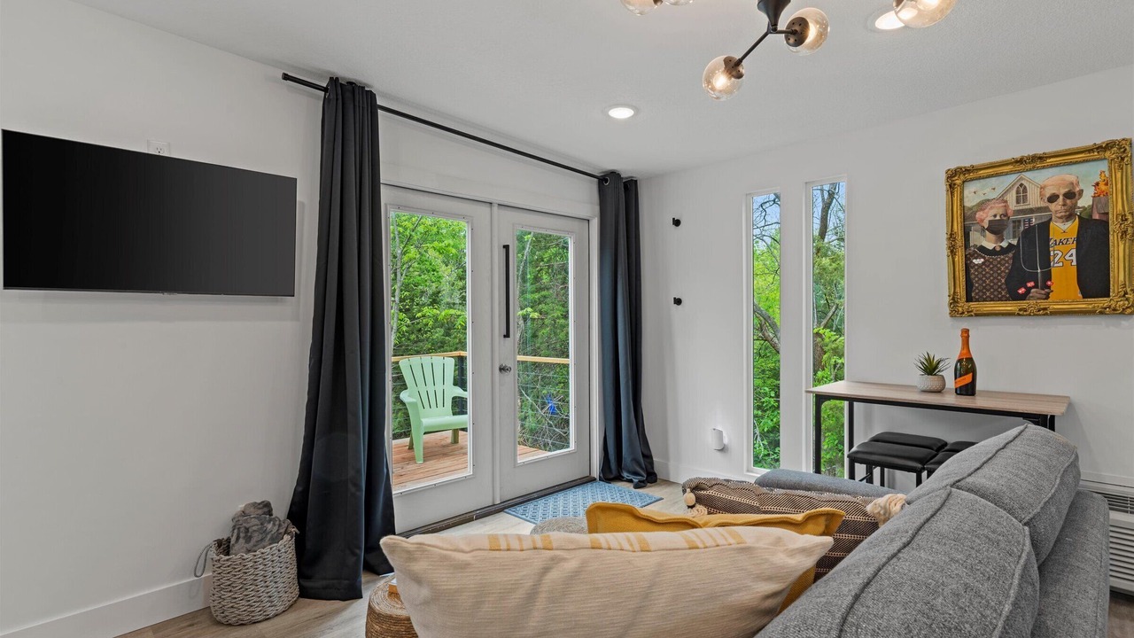 Photo of Livingroom in Linn Valley