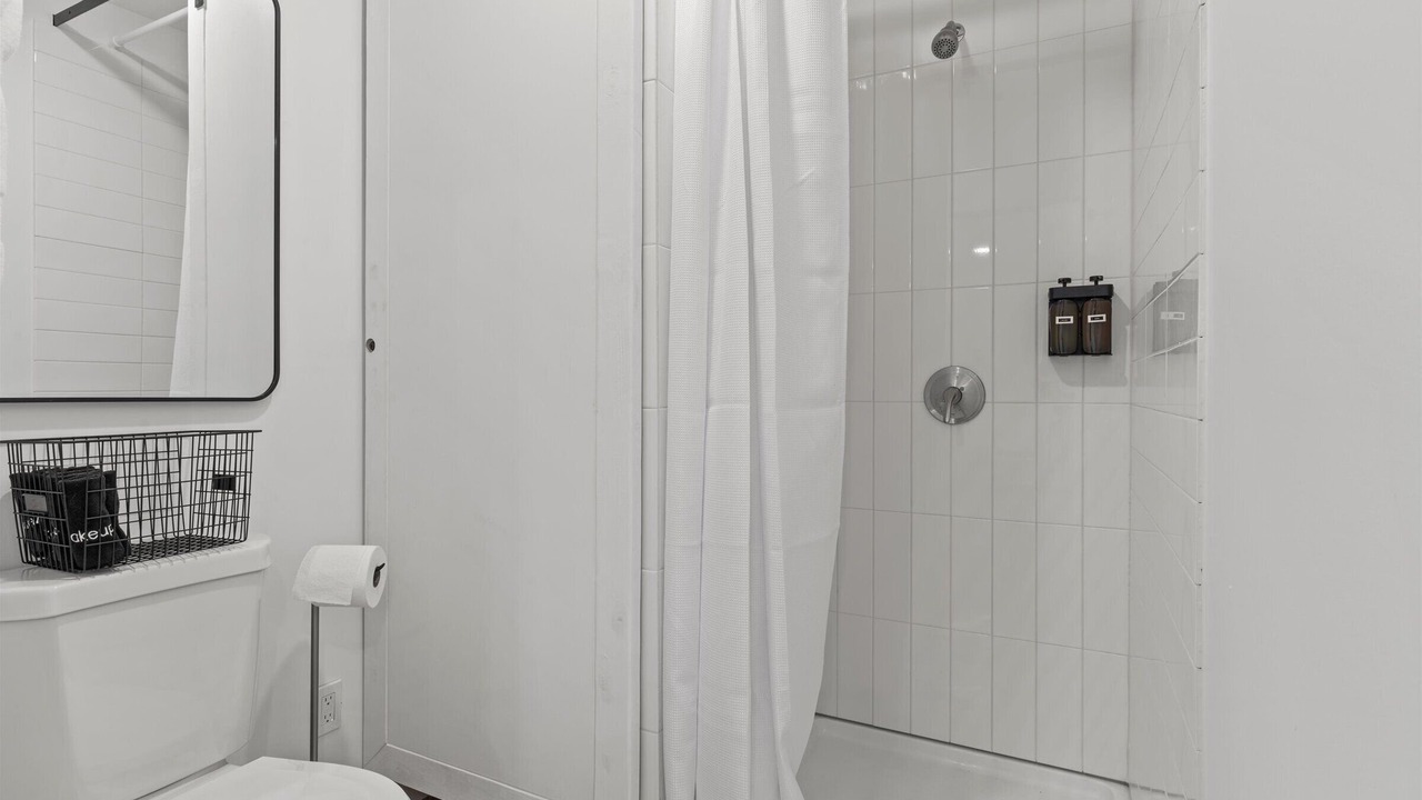 Photo of Bathroom in Linn Valley