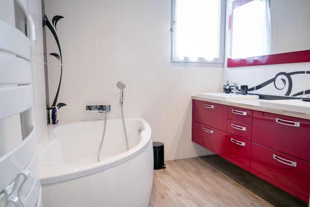 Photo of Bathroom in Le Perrier