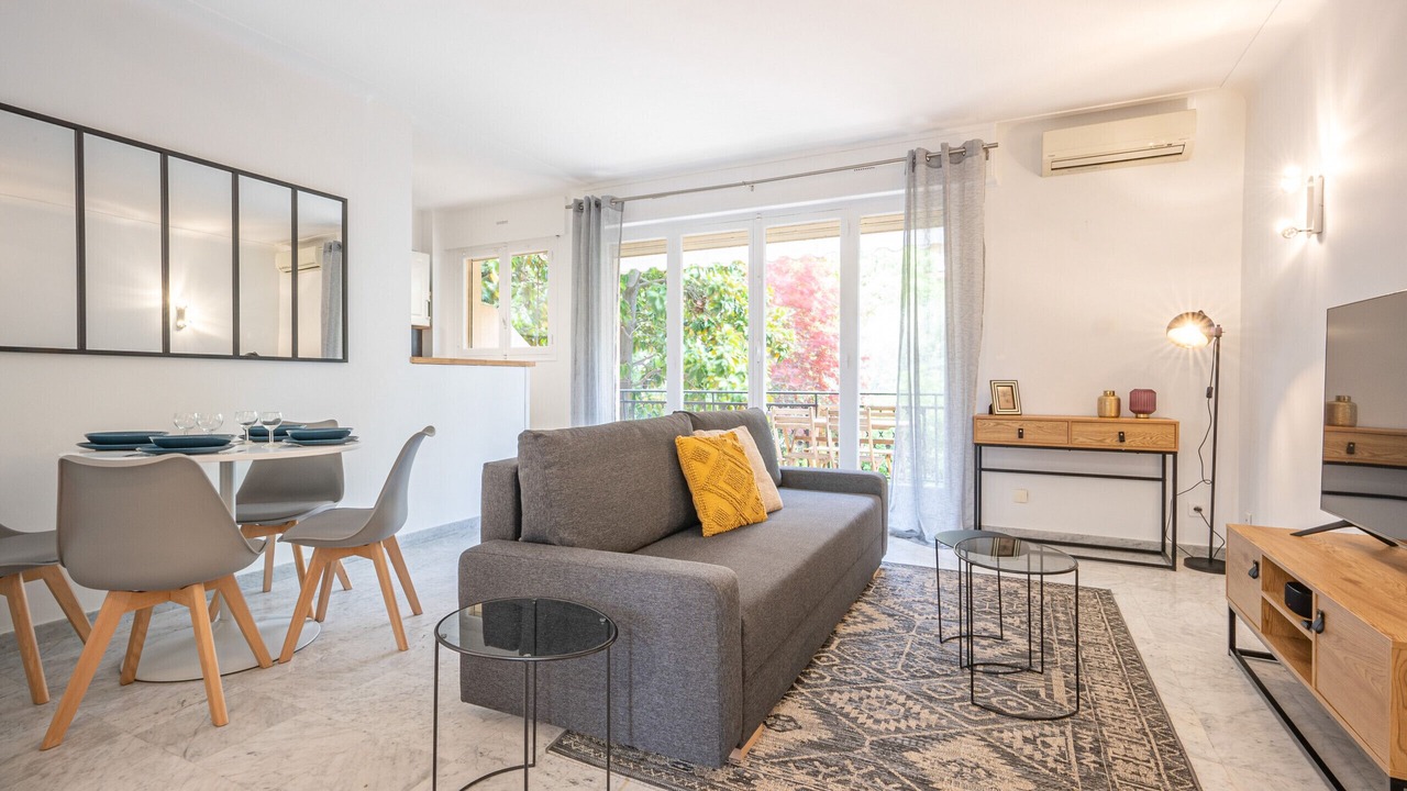 Photo of Livingroom in Cannes