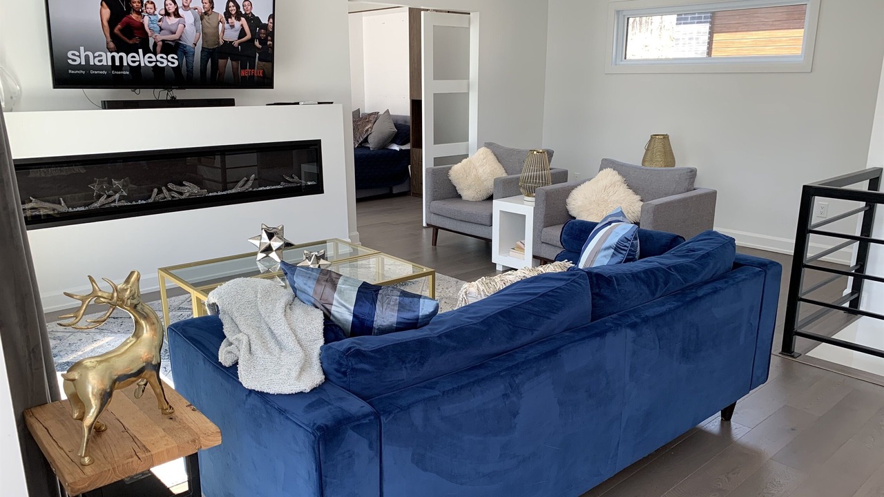 Photo of Livingroom in Val-des-Monts