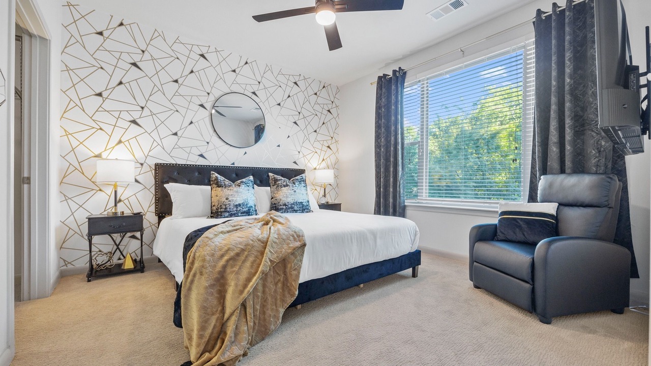 Photo of Bedroom in Downtown Decatur