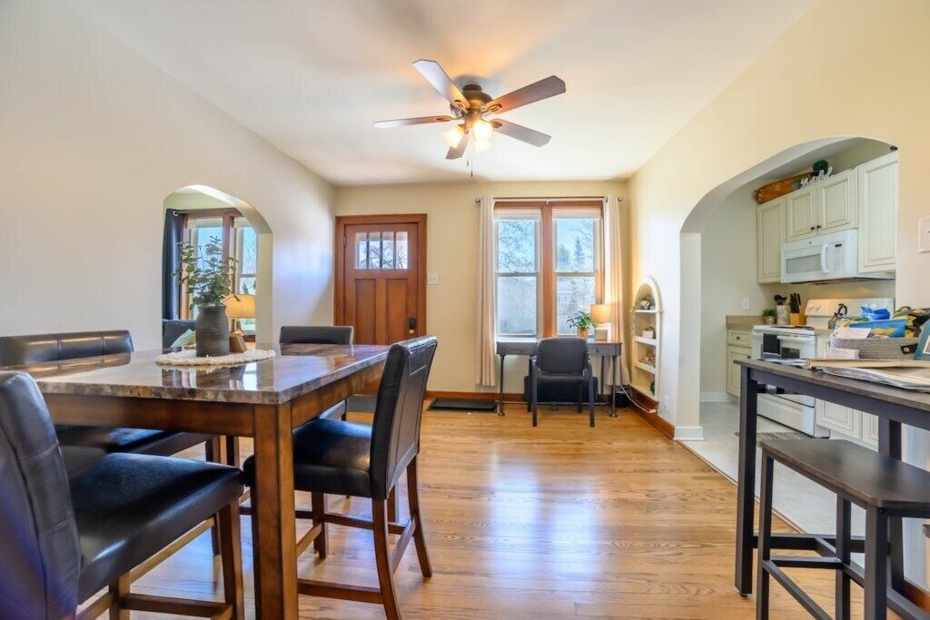 Photo of Bedroom in Alpena