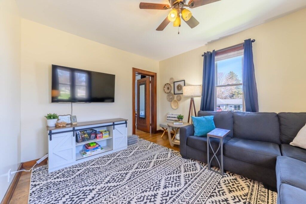 Photo of Bedroom in Alpena