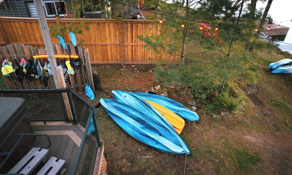 Photo of Patio Balcony in Algonquin Highlands