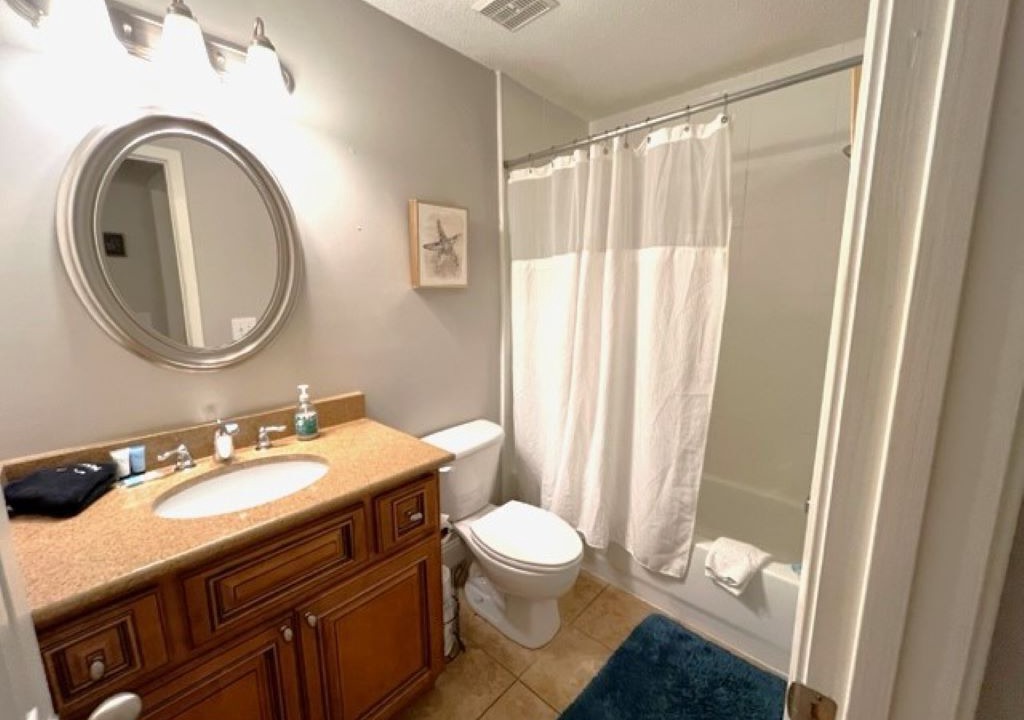 Photo of Bathroom in Saint Simons Heights