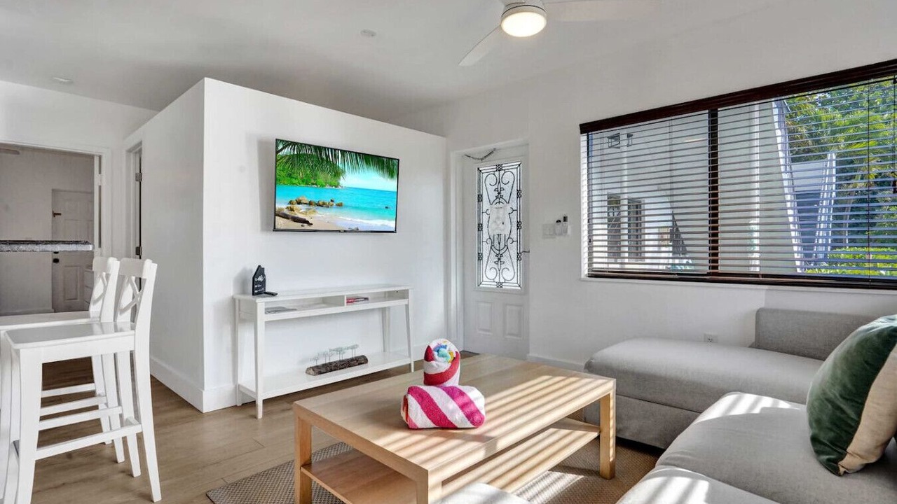 Photo of Livingroom in North Beach