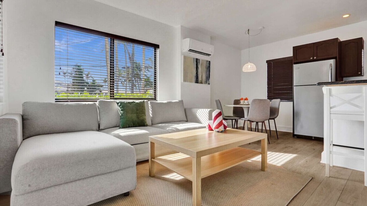 Photo of Livingroom in North Beach