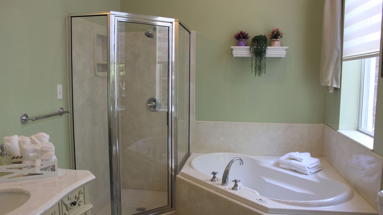 Photo of Bathroom in Lafayette Square