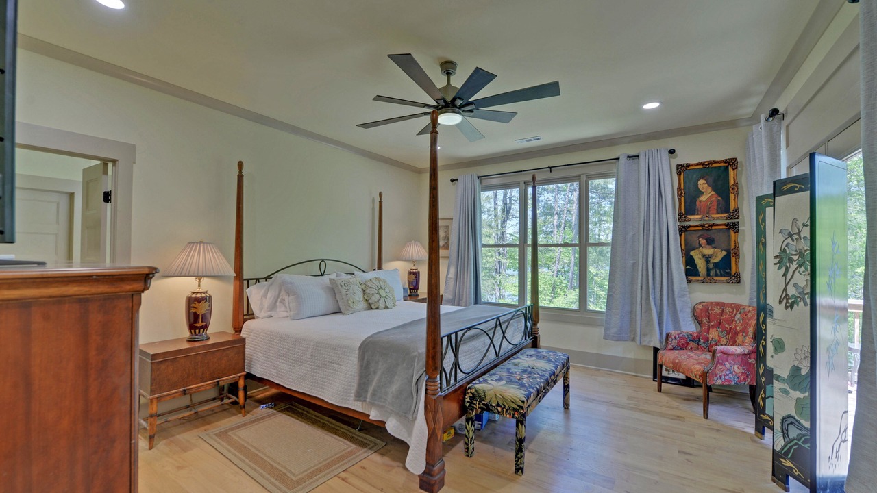 Photo of Bedroom in Reed Creek