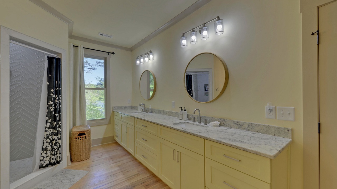 Photo of Bathroom in Reed Creek
