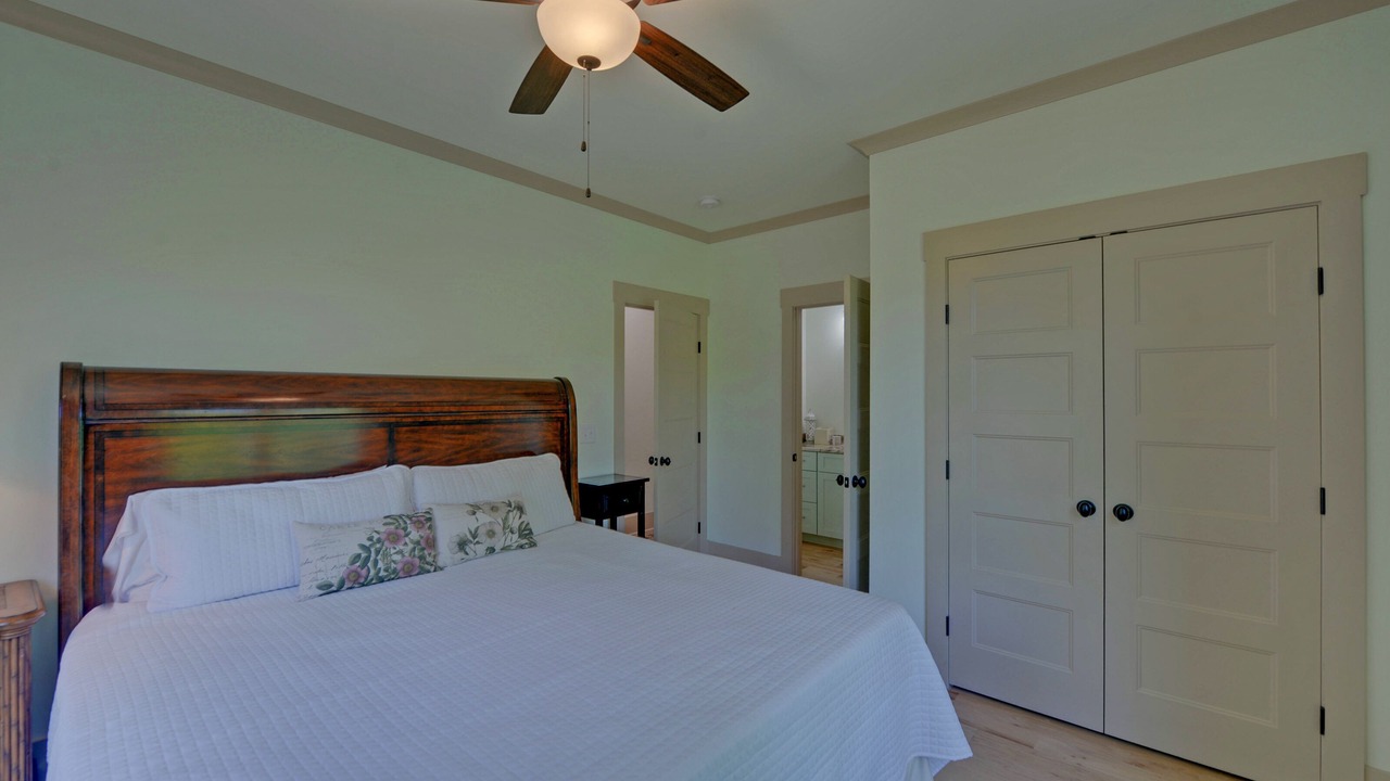 Photo of Bedroom in Reed Creek