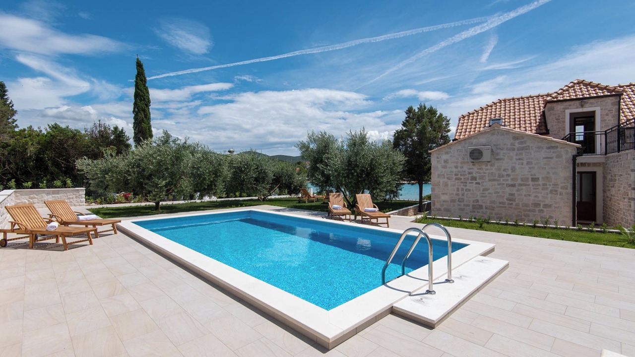 Photo of Outdoor in Loviste