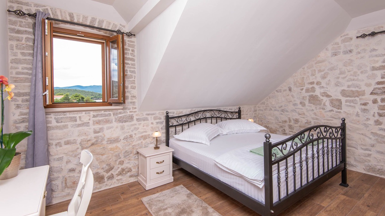 Photo of Bedroom in Loviste