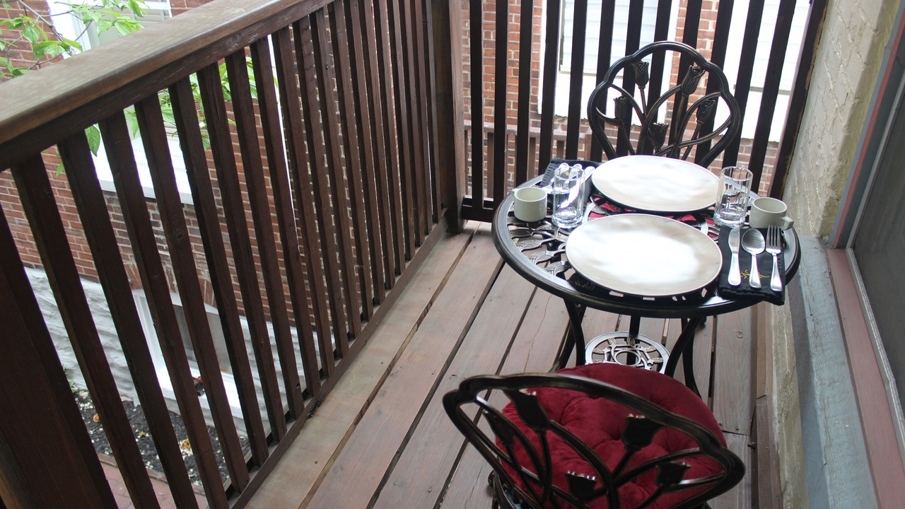 Photo of Outdoor in Lafayette Square