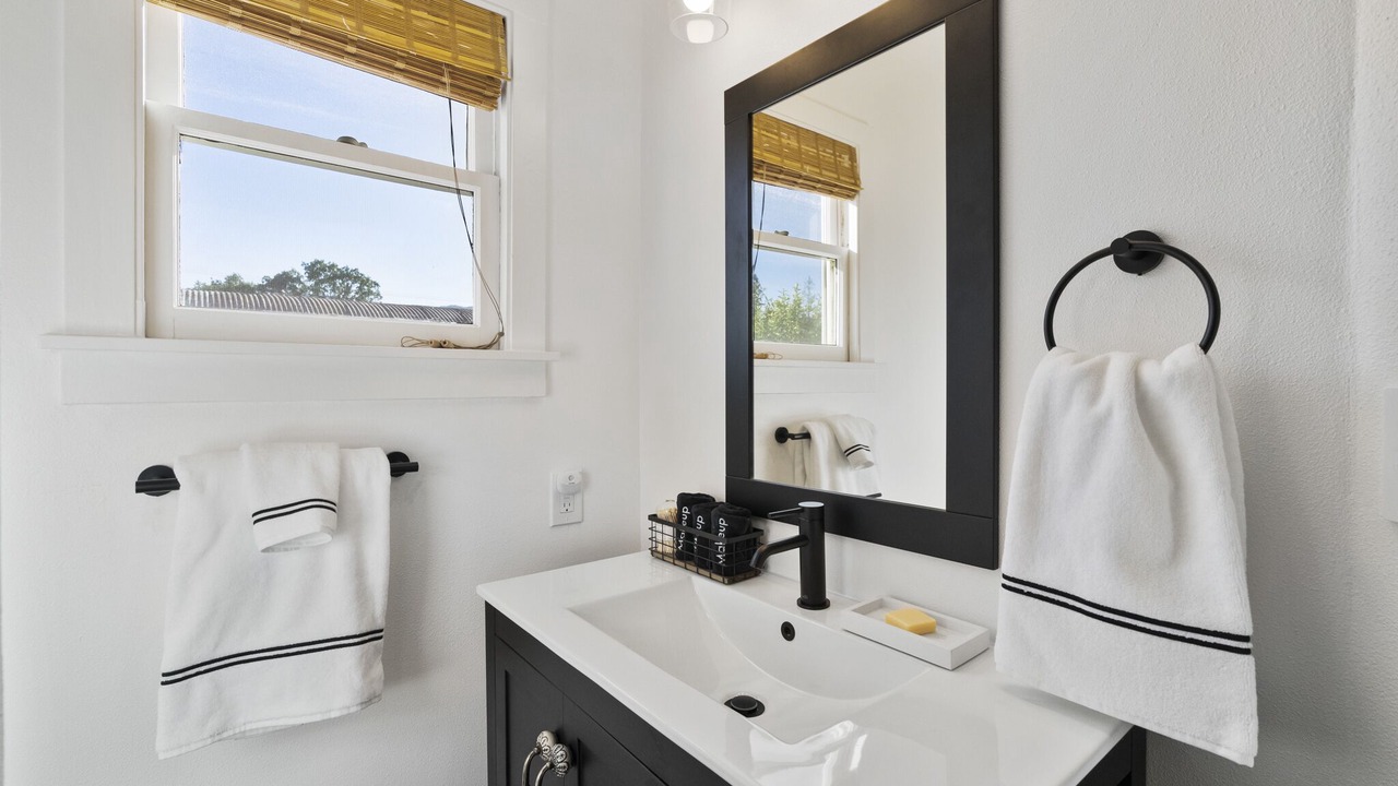 Photo of Bathroom in St. Helena