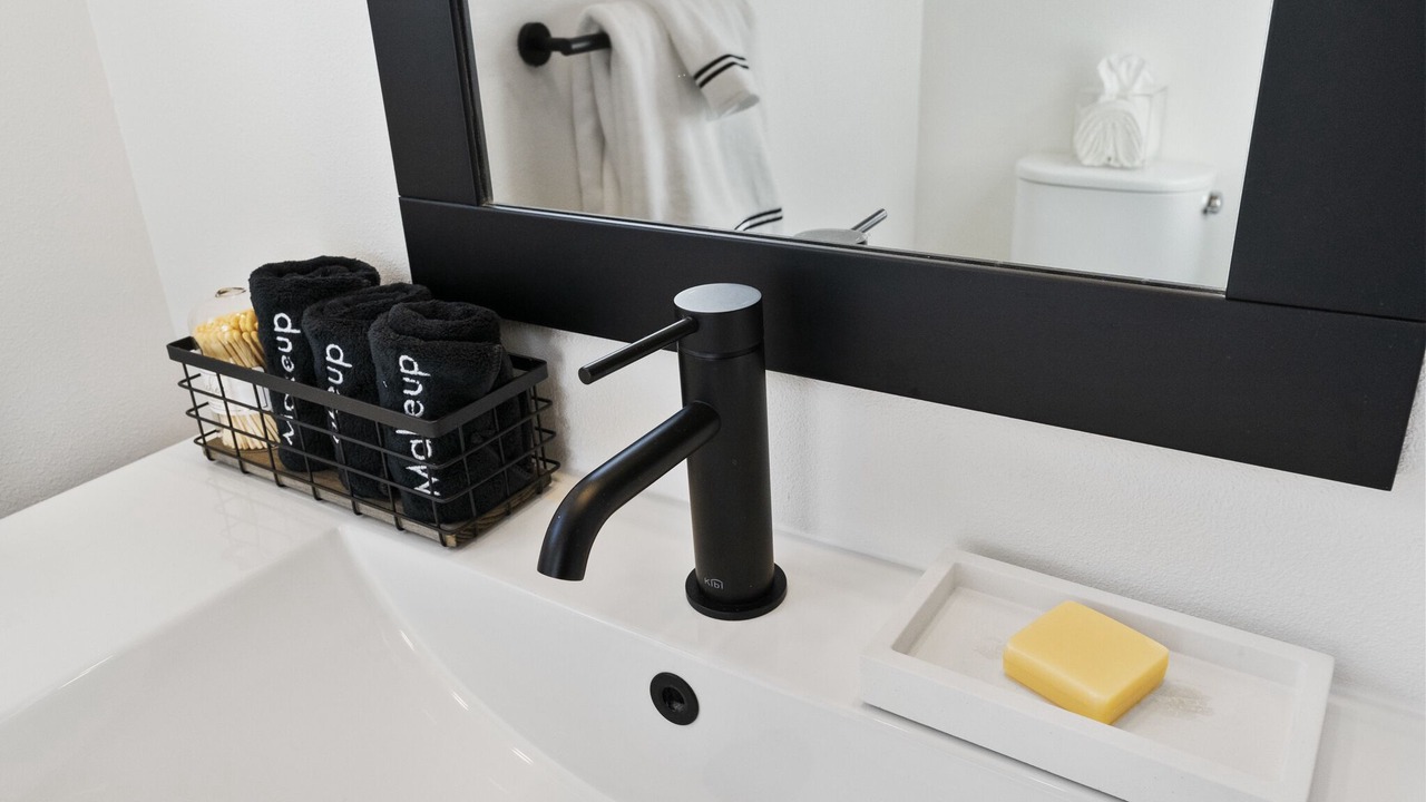 Photo of Bathroom in St. Helena