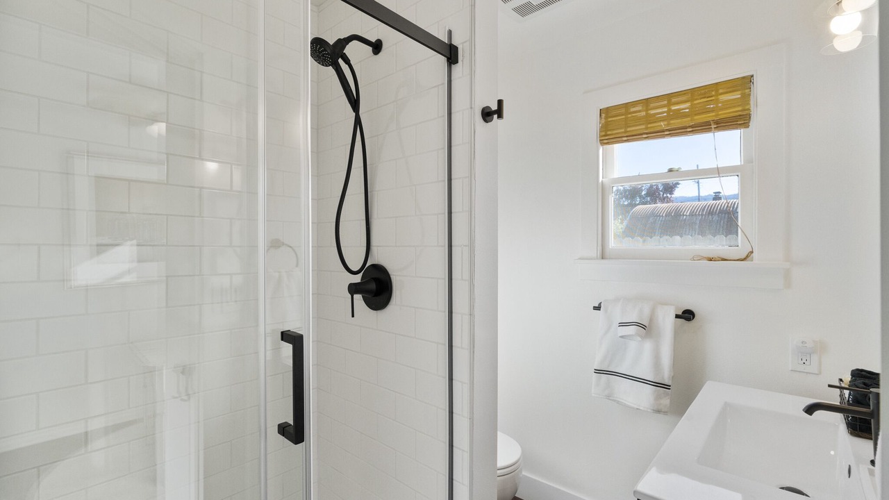 Photo of Bathroom in St. Helena