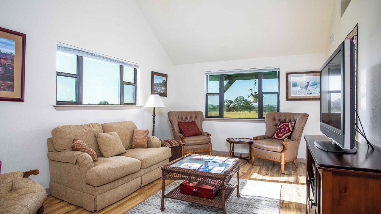 Photo of Livingroom in Fredericksburg