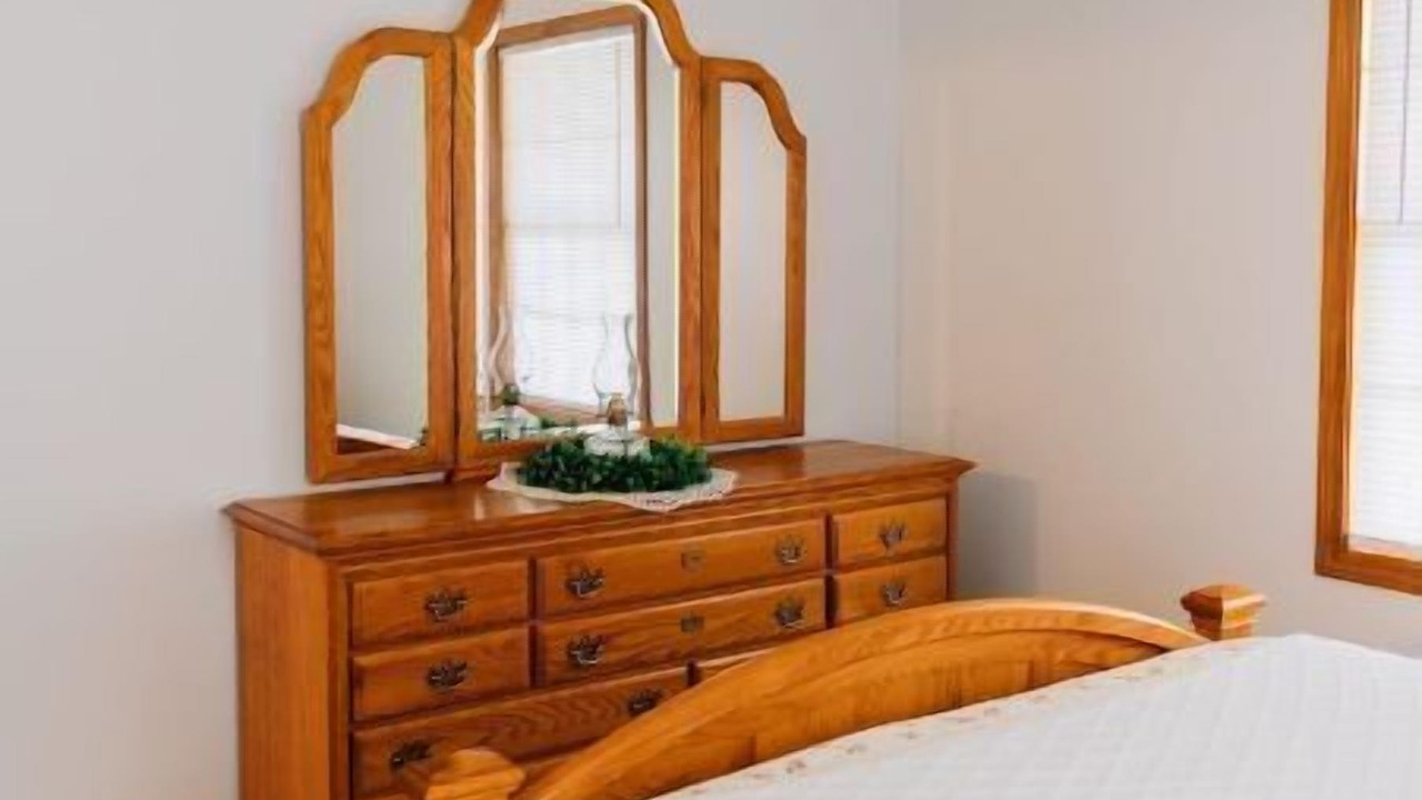 Photo of Bedroom in Nappanee