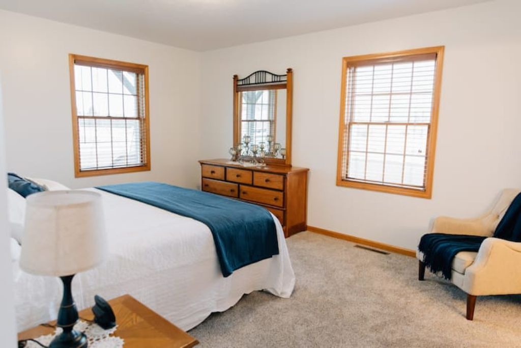 Photo of Bedroom in Nappanee