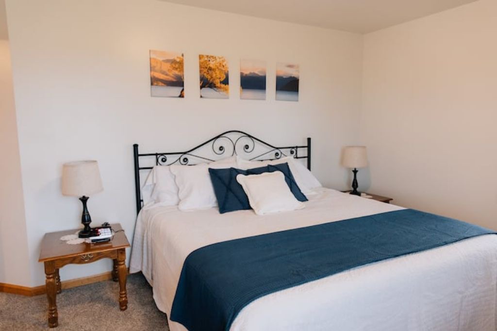 Photo of Bedroom in Nappanee