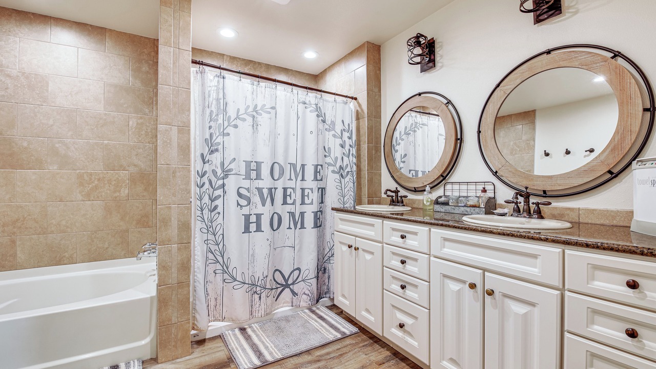 Photo of Bathroom in Lingle
