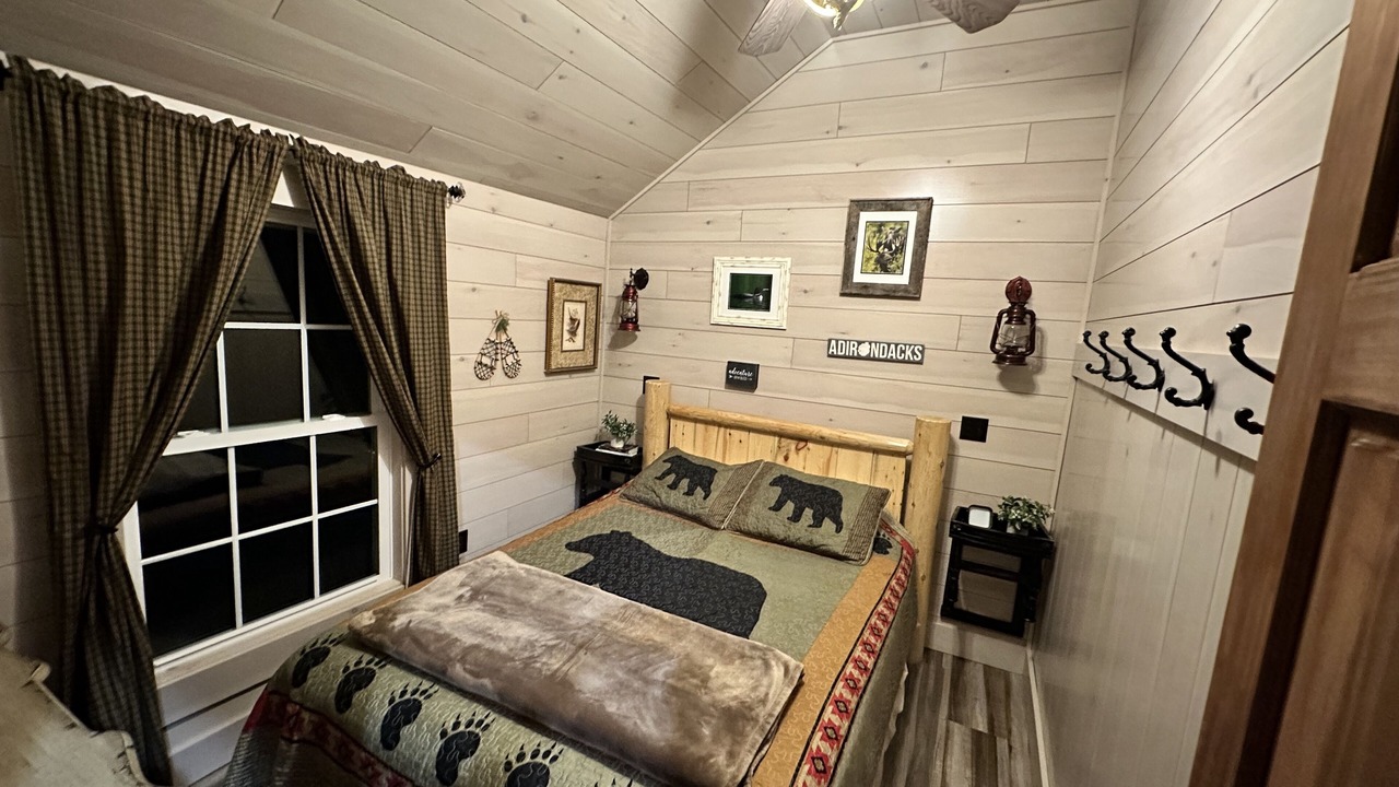Photo of Bedroom in Town of Webb