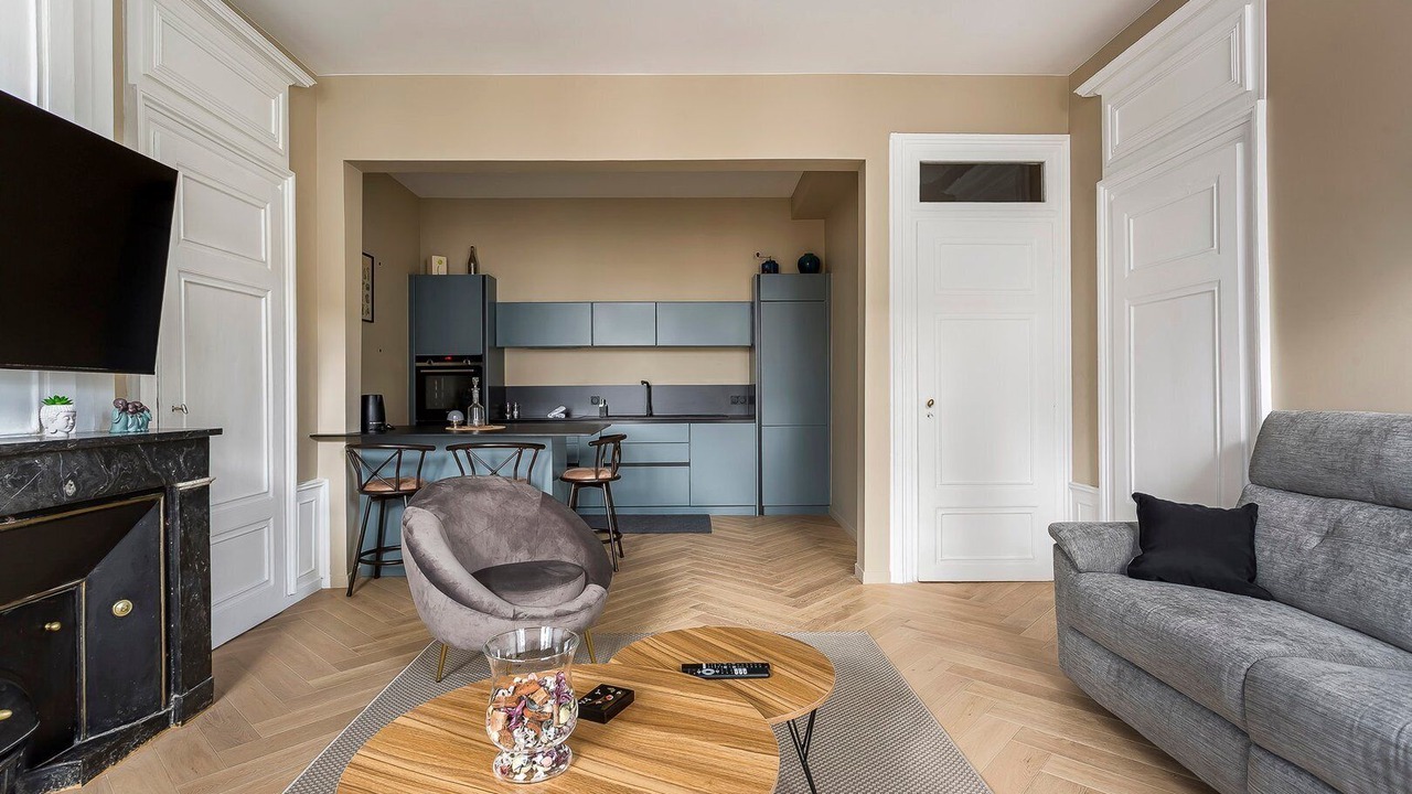 Photo of Livingroom in Carnot - Gailleton