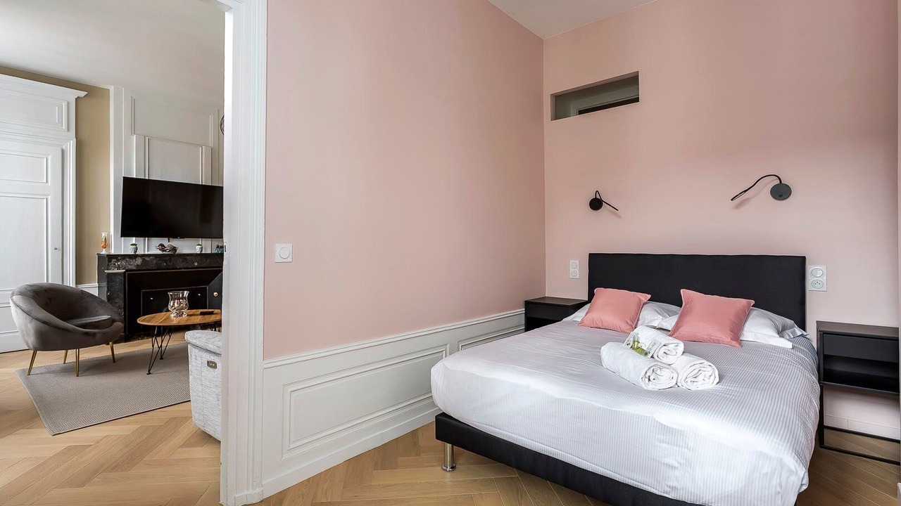 Photo of Bedroom in Carnot - Gailleton