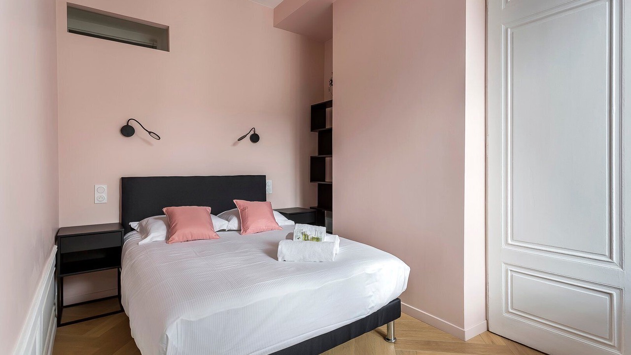 Photo of Bedroom in Carnot - Gailleton