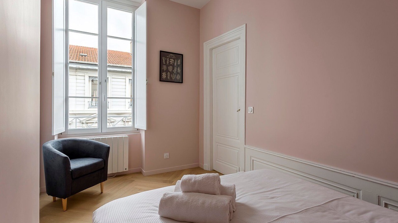 Photo of Bedroom in Carnot - Gailleton