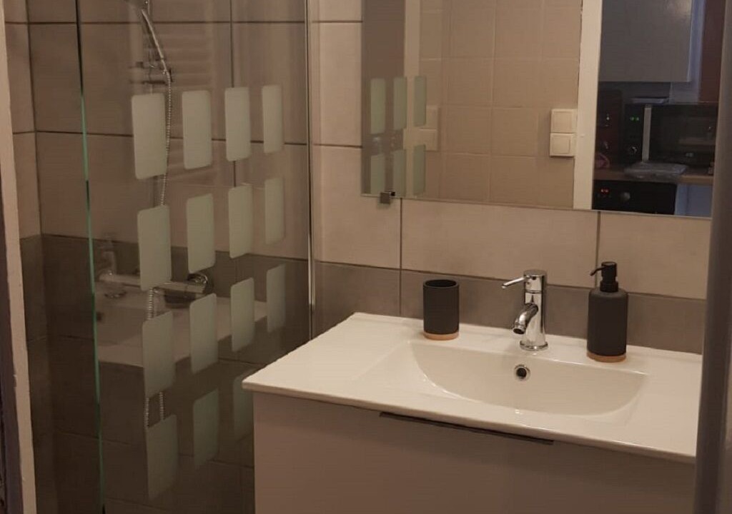 Photo of Bathroom in Saint-Remy-Sur-Durolle