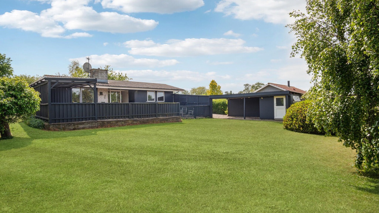 Photo of Others in Venemose