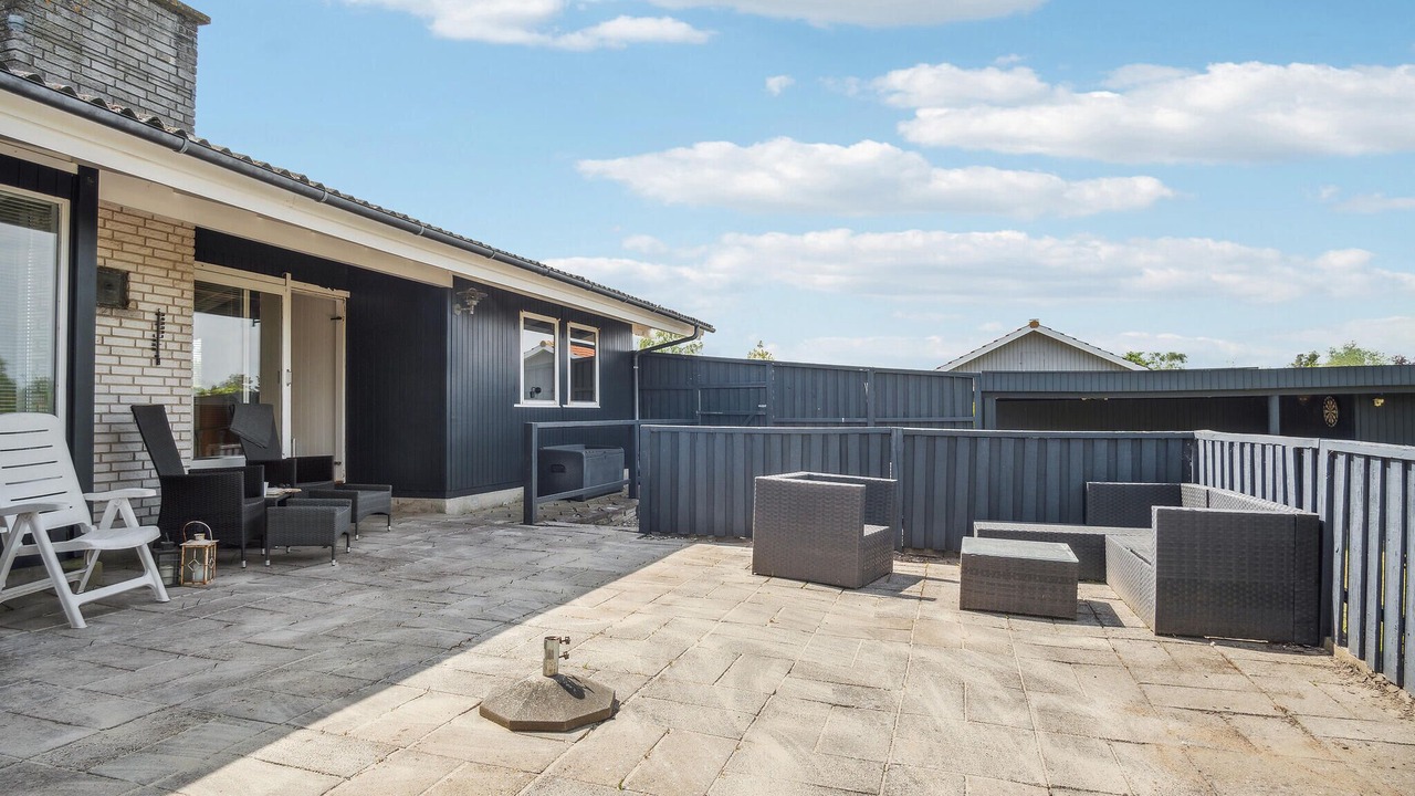 Photo of Others in Venemose