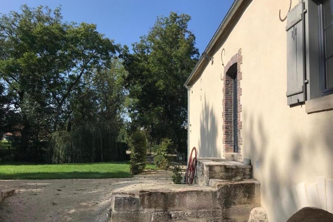 Photo of Outdoor in Jully-sur-Sarce