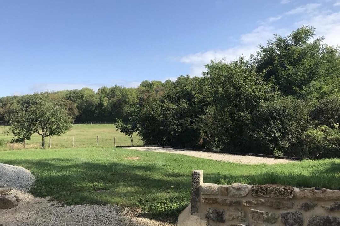 Photo of Outdoor in Jully-sur-Sarce