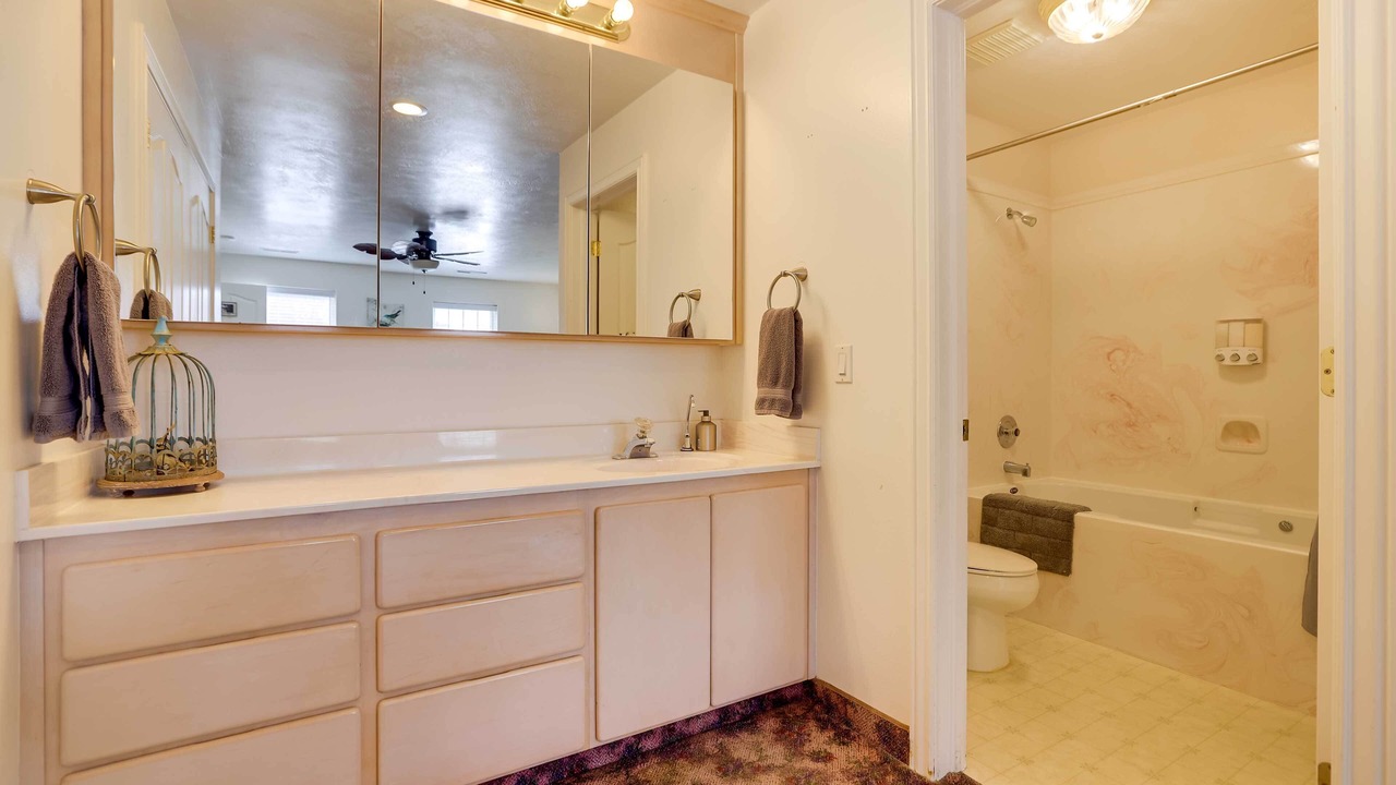 Photo of Bathroom in Hildale